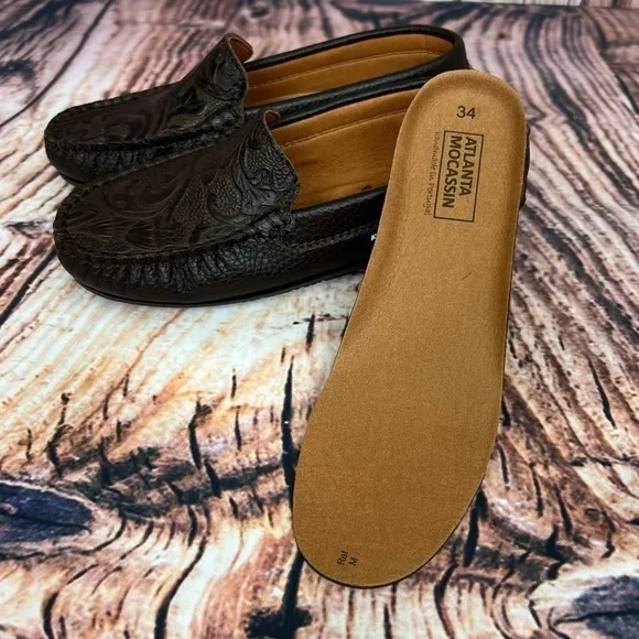 𝅺Atlanta Moccasin Brown Tooled Leather Slip On Shoe New Size 34