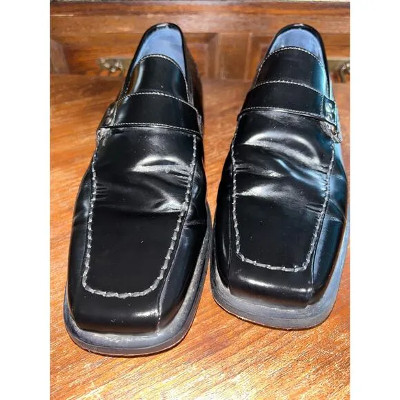 Bacco Bucci  Black Patent Leather  Top Strap Detail Made n Italy  Loafers  10.5W