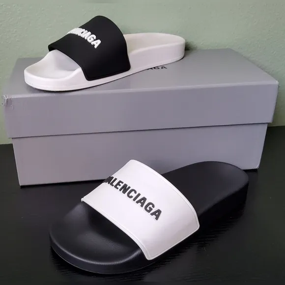 BALENCIAGA Mix Bi-Color Black &amp; White Logo Slide Sport Pool Slip on Sandal Sz. 8