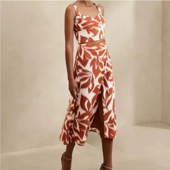 Banana Republic Linen Blend Wrap Skirt | Vacation-Ready | Resort Chic Style