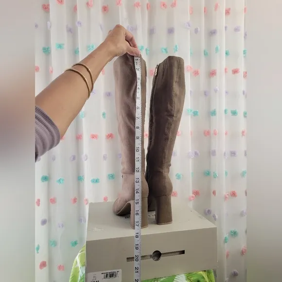 Bandolino Kayla Boots (New In Box)