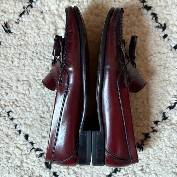 Bass Weejun men's 7.5E (wide) wine leather kiltie tassel loafers preppy ivy