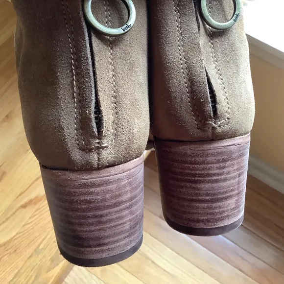 Beek Eaglet Suede Ankle Boots Chestnut SZ 9.5