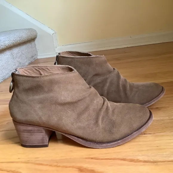 Beek Eaglet Suede Ankle Boots Chestnut SZ 9.5