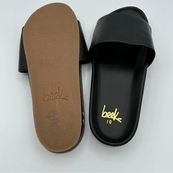 Beek women’s size 10 black leather Gallito sandals.