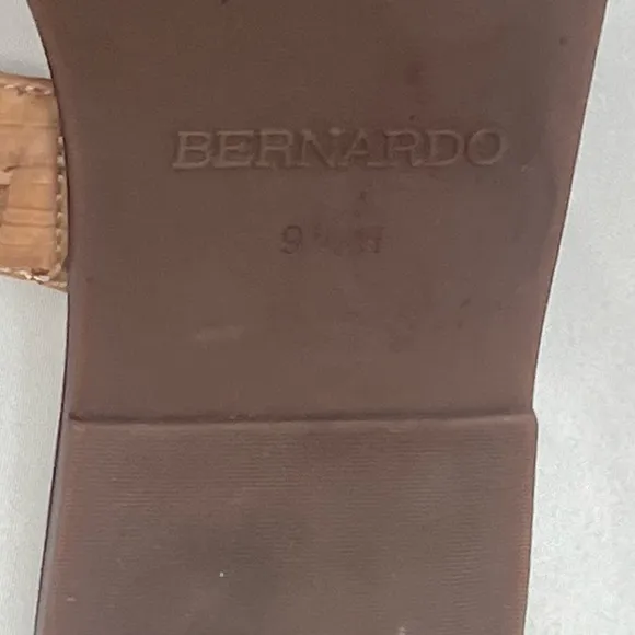 BERNARDO Leia Cork Thong Sandals