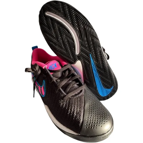 Big Kid Sneakers Size 5.5Y NIKE Team Hustle Quick 2 (GS) Black Blue-Pink