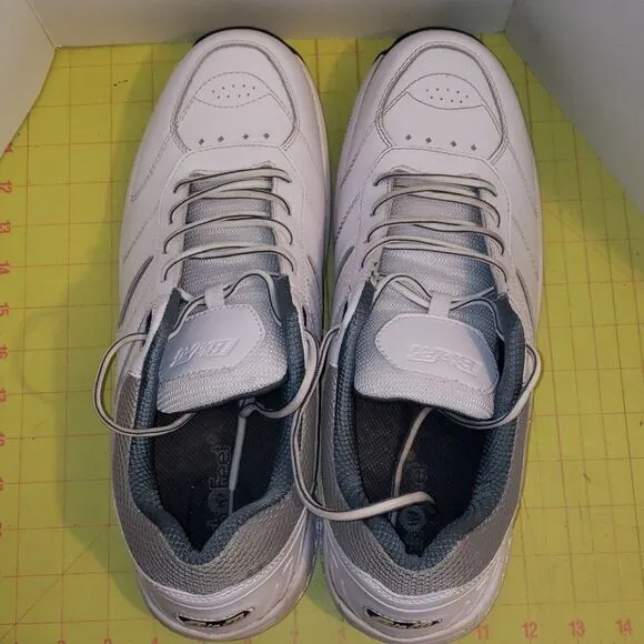 BioFit white leather sneakers