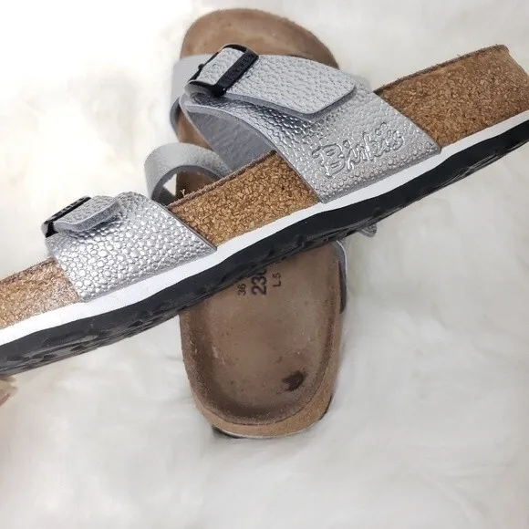 Birkenstock Birkis Metallic Silver Tahiti Sandal Size 5