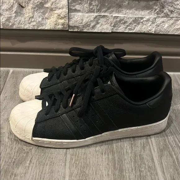Black and White Men's Sneakers
