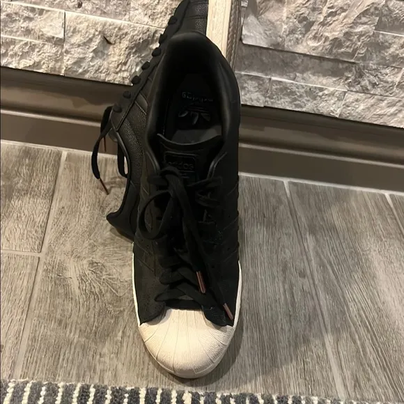 Black and White Men's Sneakers