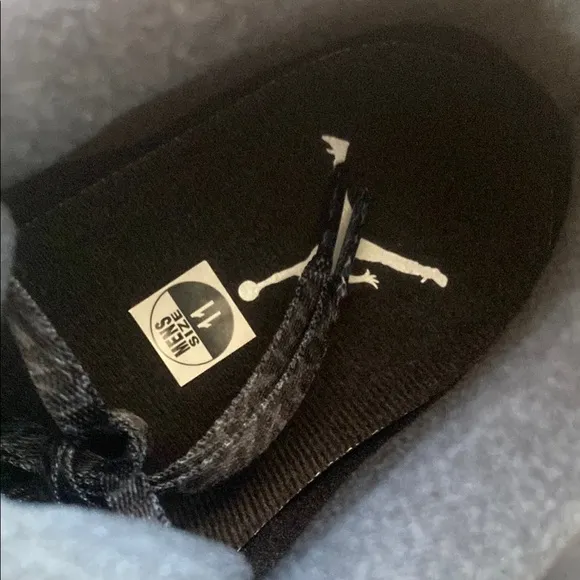 Black Men's Sneakers
