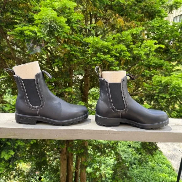 Blundstone Black Chelsea Boots Ankle Height Rubber Sole