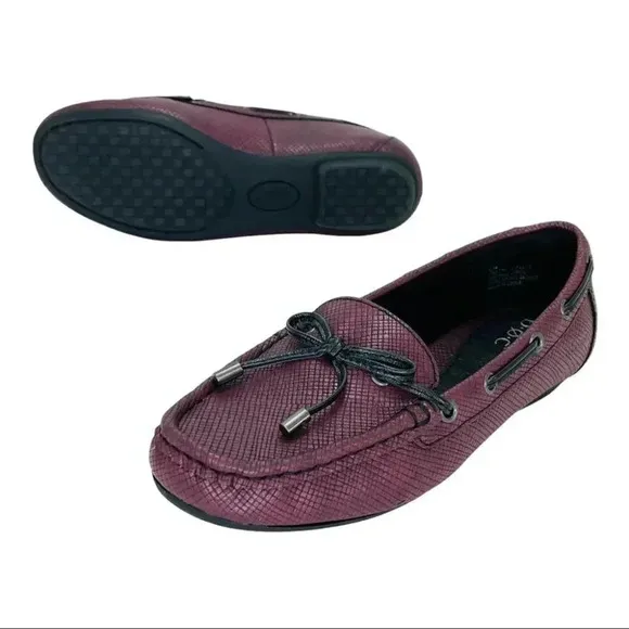 b.o.c. Carolann Wne Textured Faux Leather Moc Toe Womens Loafers Size 6M