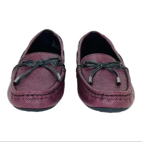 b.o.c. Carolann Wne Textured Faux Leather Moc Toe Womens Loafers Size 6M