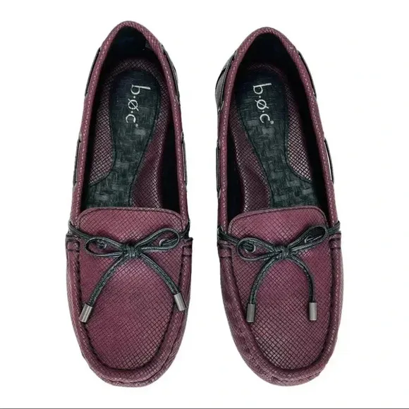 b.o.c. Carolann Wne Textured Faux Leather Moc Toe Womens Loafers Size 6M
