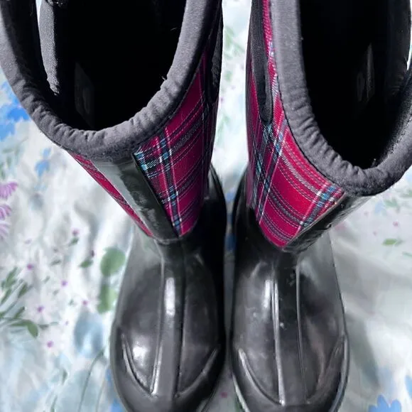 Bogs Classic Pull On Plaid Waterproof Boots - 7 - Mid Height