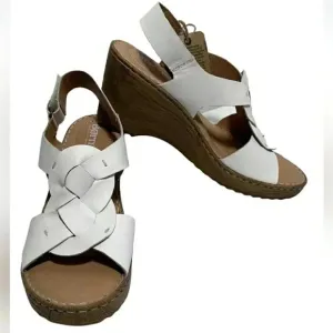Born 11 White Leather Wedge Comfortable Adjustable New