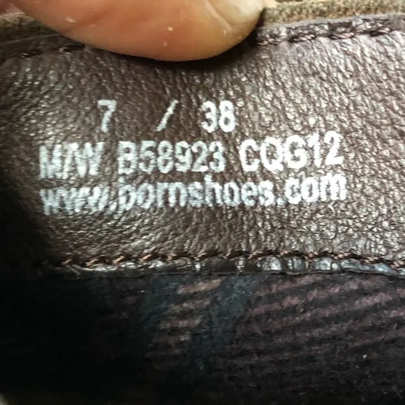 Born &quot;Karin&quot; Distressed Boot Tabacco Brown Size 7