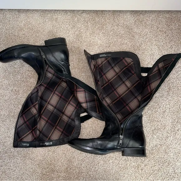 Born Lottie Black Leather Tall Riding Boots‎ Size 6.5