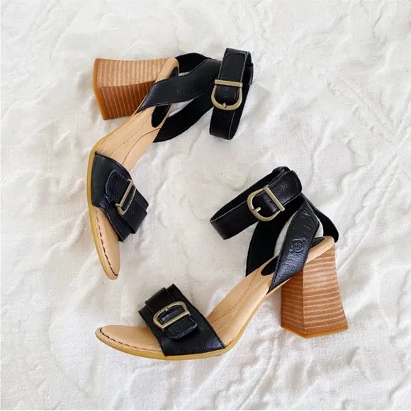 Born Tahlia Heel Sandals New $135