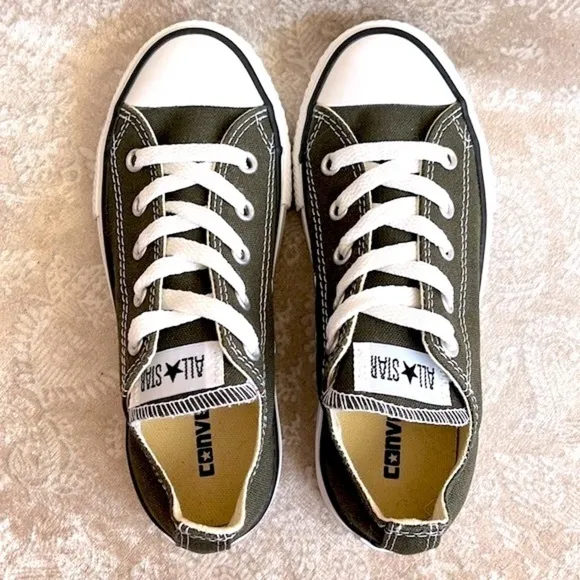 Brand New Converse Chuck Taylor All Star Lo Sneakers Lace Up Green Canvas