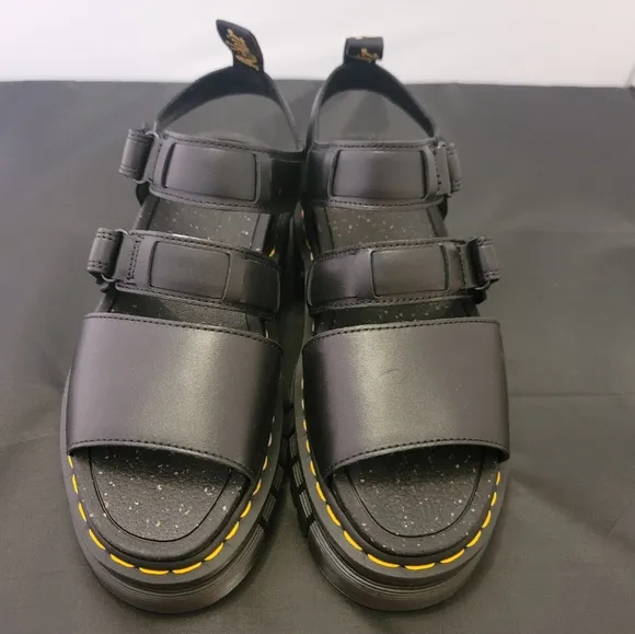 BRAND NEW DR MARTENS RICKI NAPPA LUX LEATHET 3-STRAP PLATFORM SANDAL