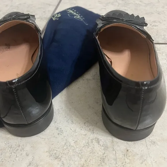 Brooks Brothers Navy Patent Leather Kiltie Loafers, size 9
