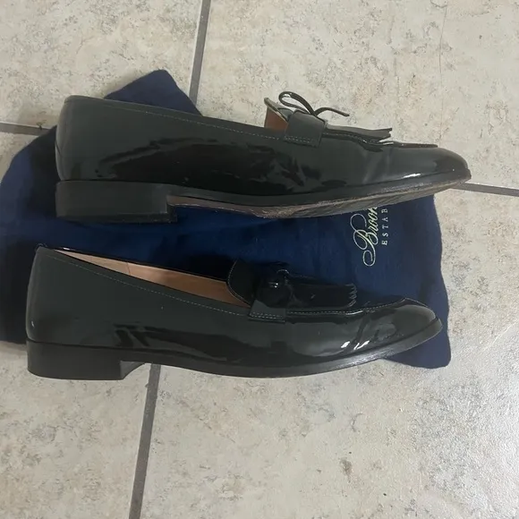 Brooks Brothers Navy Patent Leather Kiltie Loafers, size 9