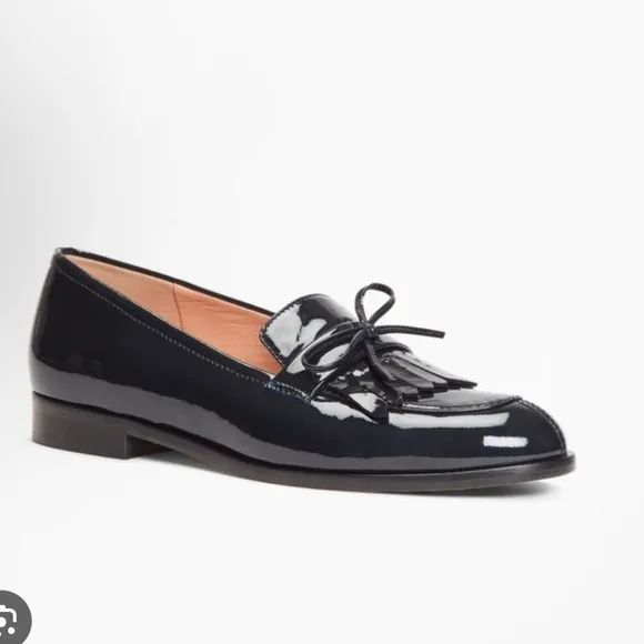 Brooks Brothers Navy Patent Leather Kiltie Loafers, size 9