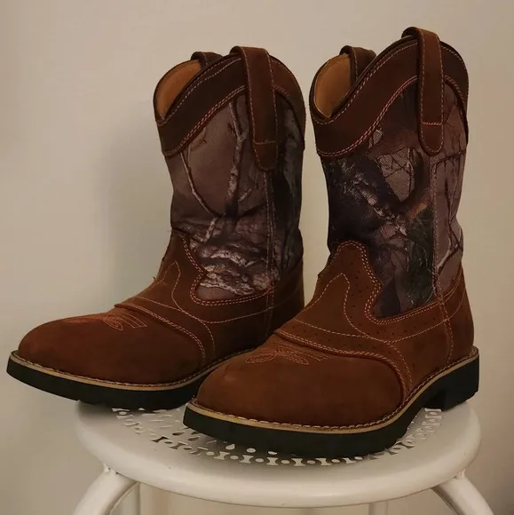 Buckaroo Youth Camo Pink Pull On Boots Size 5
