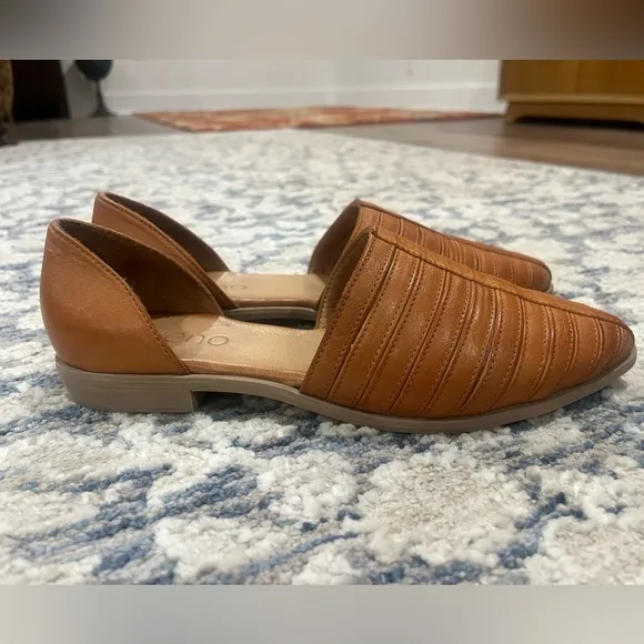 Bueno Tan Leather Loafers NEW