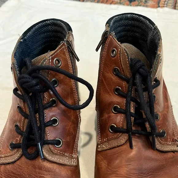 Bullboxer Boots