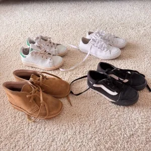 🔥Bundle!ADIDAS  Stan Smith , VANS, CONVERSE, CLARCS