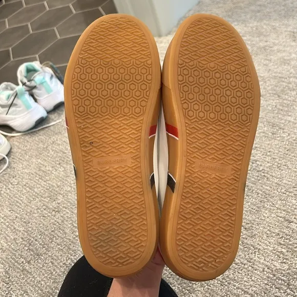 BURBERRY Men's Bio-Based Sneakers and Amber Size 41/US 8 In White