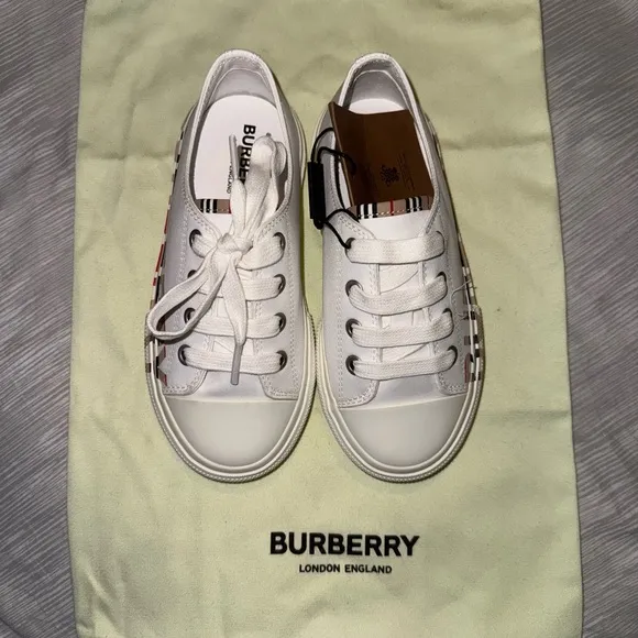 Burberry White Sneakers Minimalist Design