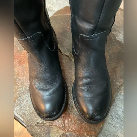Bussola~Black Leather Riding Boots~Expandable Elastic @ Calf~Size 38-EUR/7.5-US