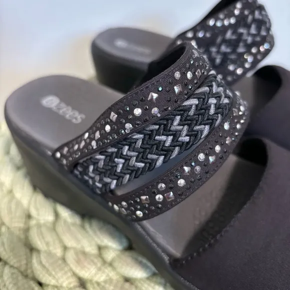 BZEES PREMIUM Fireworks Woven  Black Washable Slide Comfort Sandals NWOB