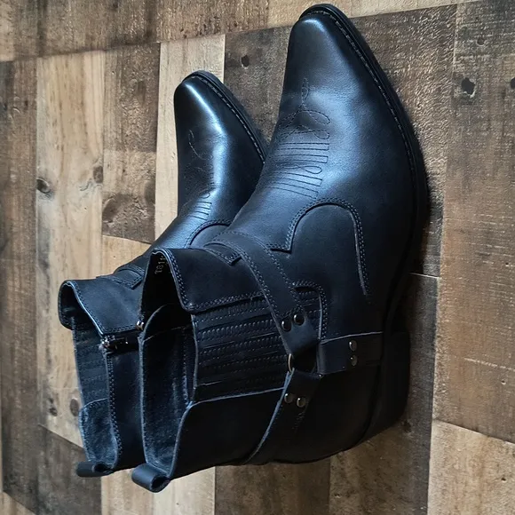 Calto Height Increasing 3.3&quot; Elevator Black Leather Harness Western Zip Up Boots