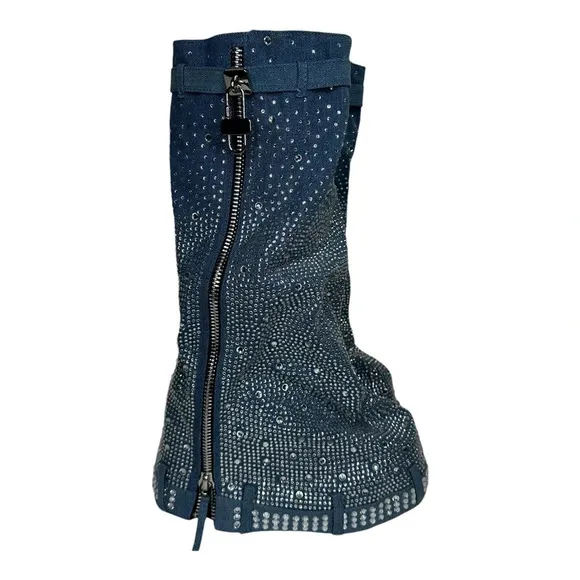 Cape Robbin Kastel Denim Rhinestone Rainbow Platform Boots. Sz: 6