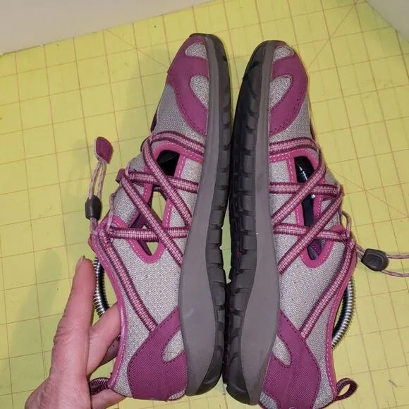 Chaco Sneakers