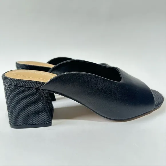 Chicos Violet Block heel in black leather modern slip on heels sandals NWOB