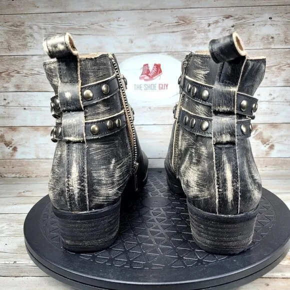 Circle G Women's Size 9.5 Harness and Studded Grey Western Round Toe Boots