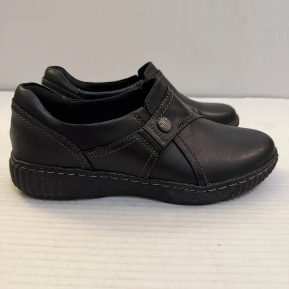 Clarks Caroline Pearl Womens Solid Faux Leather Loafers