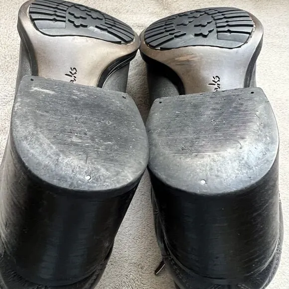 CLARKS Narrative Movie Retro Black Leather Boot Women 10 M Side Zips Block Heel