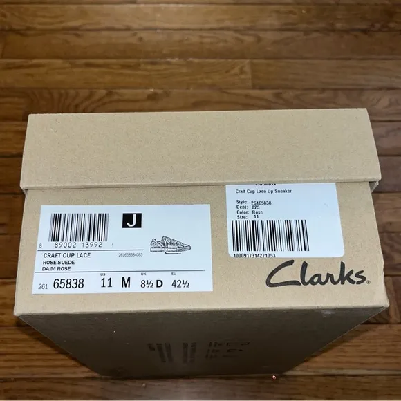 Clarks Suede Craft Cup Lace Up Sneakers Rose Color Suede Women’s Size 11
