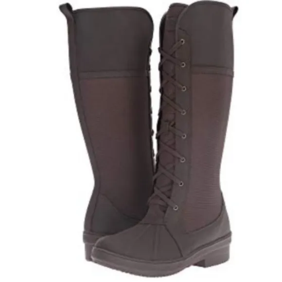 Clarks Womens Carima Pluma Casual Boots. Size 8