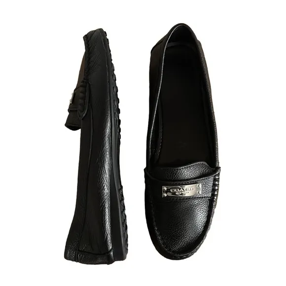 Coach Fredrica Black Pebbled Leather Loafers size 7