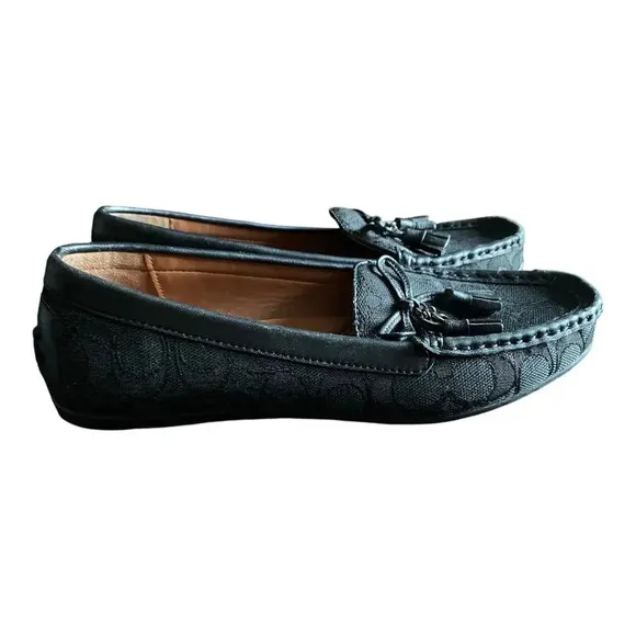 Coach Leather Loafers Women's Size 6 1/2B Signature Classic Black Casual Accents
