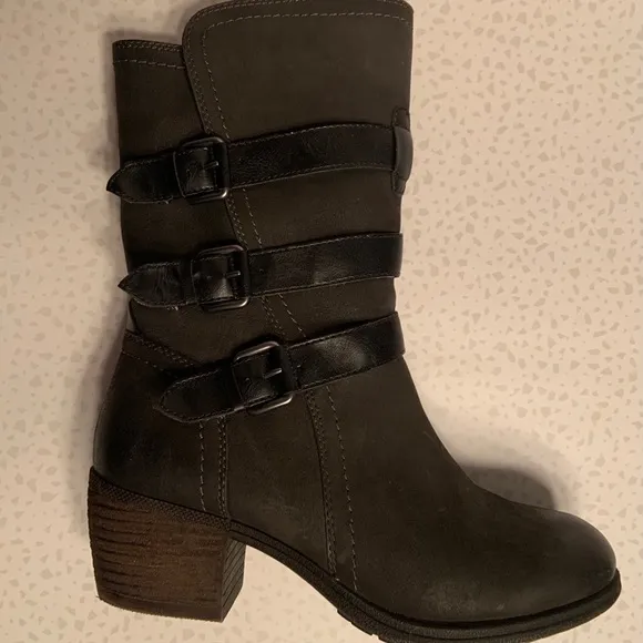 Cobb Hill Anisa 3 Buckle Black Leather Boots Mid Calf Height Size 7.5 🍁